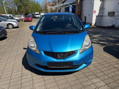 Second-hand Honda Jazz Trend 90 CP (66 kW) 2009 Albastru Hatchback