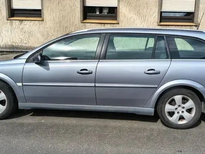 Gebraucht Opel Vectra 175 PS (128 kW) 2003 Silber Limousine