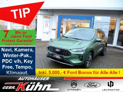 Neu Ford Kuga Titanium 242 PS (177 kW) 2026 Grün SUV