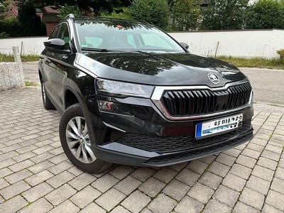 Schwarz Gebraucht 2024 Skoda Karoq Selection SUV | 27.800 € (Guter Preis)