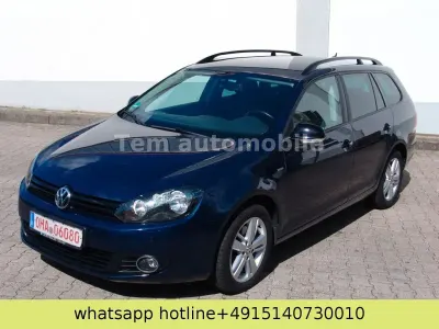 Gebraucht VW Golf VII Match 105 PS (77 kW) 2013 Blau Kombi