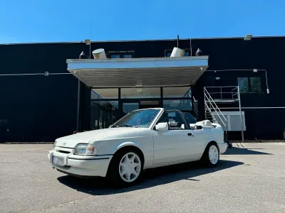 Gebraucht Ford Escort Cabriolet 105 PS (77 kW) 1986 Weiß Cabrio