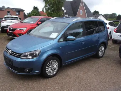 Gebraucht VW Touran Cup 105 PS (77 kW) 2015 Pacific blue metallic Van / Kleinbus