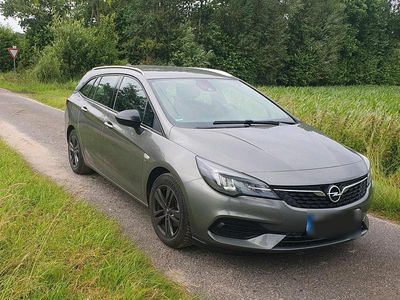 Gebraucht Opel Astra 105 PS (77 kW) 2020 Grau Kombi