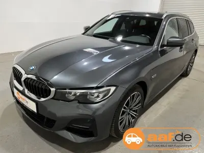 Gebraucht BMW 320e M Sport 204 PS (150 kW) 2022 Grau Kombi