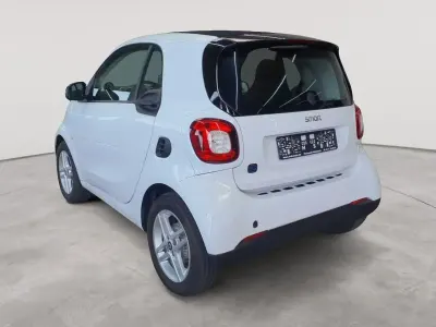 Używany Smart ForTwo Coupé 60 kW (82 KM) 2022 Biały Coupe