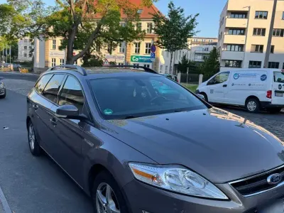 Gebraucht Ford Mondeo Champions Edition 140 PS (102 kW) 2012 Grau Kombi