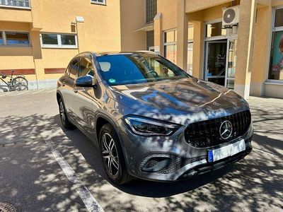 Usata Mercedes GLA250 218 CV (160 kW) 2021 Grigio SUV