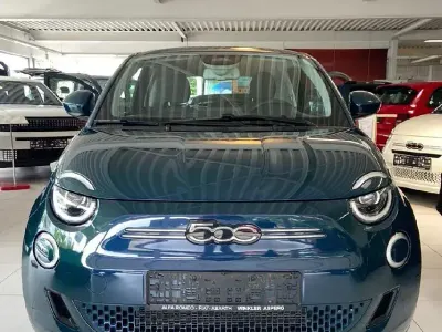 Gebraucht Fiat 500e Icon 86 kW (118 PS) 2023 Blau Limousine