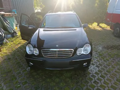 Gebraucht Mercedes C230 204 PS (150 kW) 2005 Schwarz Kombi