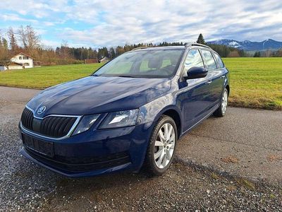 Gebraucht Skoda Octavia Active 86 PS (63 kW) 2017 Pacificblau Kombi