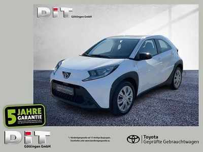 Gebraucht Toyota Aygo X X-play 72 PS (52 kW) 2022 Schneeweiß SUV