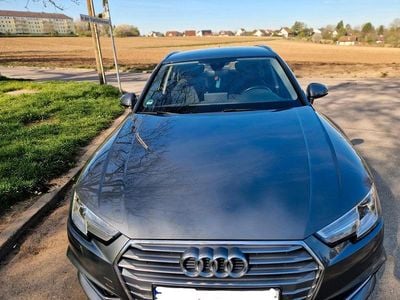 Gebraucht Audi A4 S-Line 150 PS (110 kW) 2018 Silber Kombi