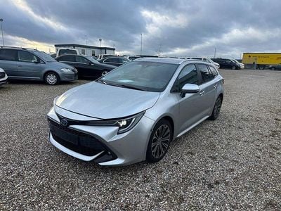 Silber Gebraucht 2023 Toyota Corolla Team Kombi | 14.999 €