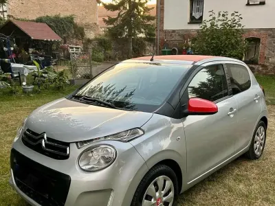 Gebraucht Citroën C1 SELECTION 69 PS (50 kW) 2014 Silber Kleinwagen
