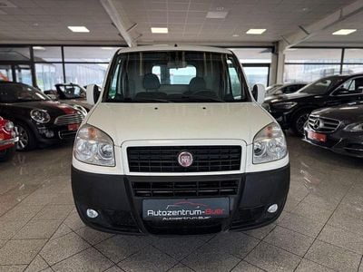 Weiß Gebraucht 2009 Fiat Doblò Van / Kleinbus | 5.990 € (Etwas zu teuer)