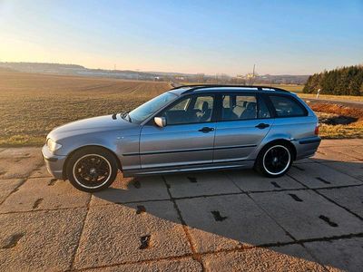 Gebraucht BMW 320 150 PS (110 kW) 2004 Silber Kombi