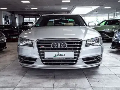 Gebraucht Audi S8 Sport 519 PS (381 kW) 2013 Silber Limousine