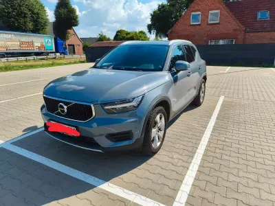 Gebraucht Volvo XC40 Momentum 190 PS (139 kW) 2019 Grau SUV