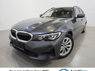 BMW 330e
