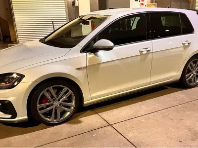 Gebraucht VW Golf VII GTI 245 PS (180 kW) 2019 Weiß Limousine