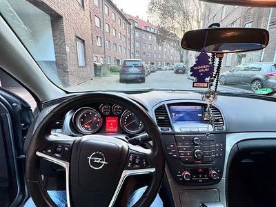 Gebraucht Opel Insignia Innovation 131 PS (96 kW) 2010 Silber Limousine