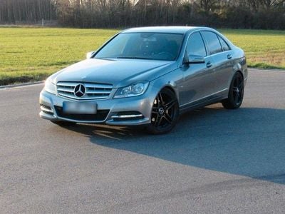 Second-hand Mercedes C220 Avantgarde 170 CP (125 kW) 2012 Argintiu Berlinǎ