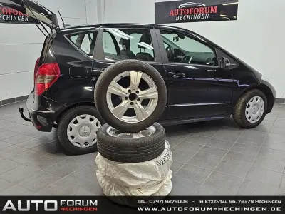 Gebraucht Mercedes A160 95 PS (69 kW) 2011 Kosmosschwarz  lack Limousine