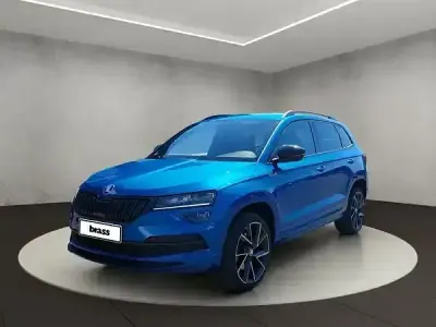 Gebraucht Skoda Karoq SportLine 150 PS (110 kW) 2022 Raceblau metallic SUV