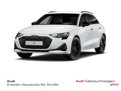 Gebraucht Audi A3 Sportback e-tron Advanced Plus 204 PS (150 kW) 2025 Gletscherweiß metallic Kleinwagen