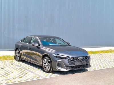 Second-hand Audi A5 S-line plus 204 CP (150 kW) 2025 Gri Berlinǎ