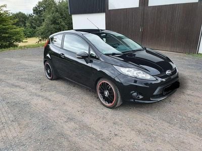 Gebraucht Ford Fiesta Trend 82 PS (60 kW) 2010 Schwarz Kleinwagen