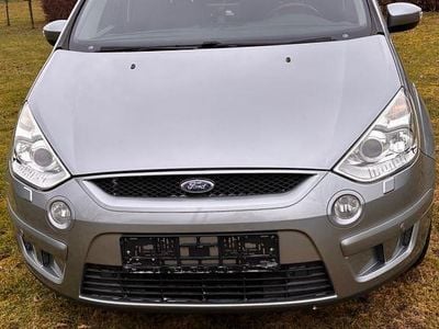 Gebraucht Ford S-MAX Titanium 145 PS (106 kW) 2008 Silber Van / Kleinbus