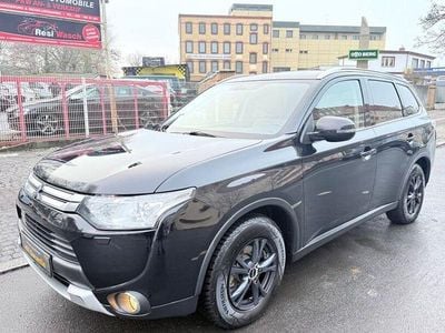 Second-hand Mitsubishi Outlander 150 CP (110 kW) 2014 Negru SUV