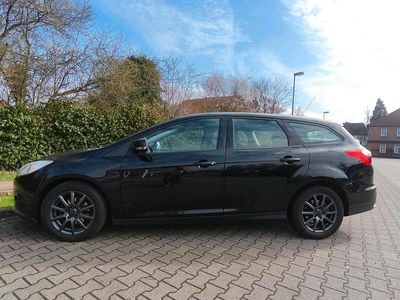 Gebraucht Ford Focus 105 PS (77 kW) 2014 Schwarz Kombi