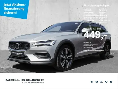 Gebraucht Volvo V60 CC Plus 197 PS (144 kW) 2024 Silver dawn / metallic Kombi
