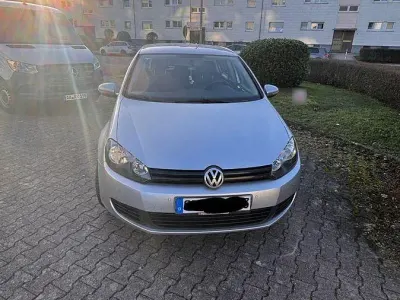 Gebraucht VW Golf VI Comfortline 122 PS (89 kW) 2010 Silber Kleinwagen