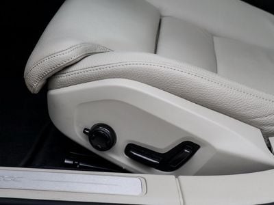 Gebraucht Volvo V60 Inscription 253 PS (186 kW) 2021 Weiß Kombi