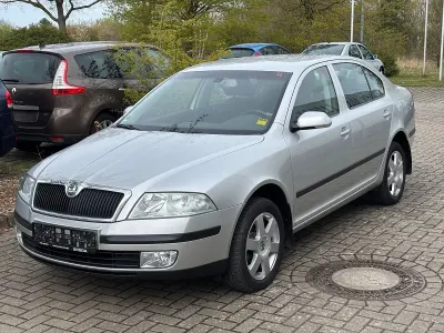 Usata Skoda Octavia Elegance 102 CV (75 kW) 2006 Argento Berlina