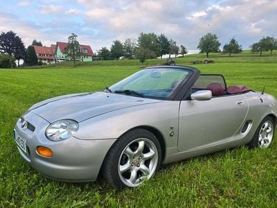 MG F