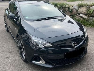 Schwarz Gebraucht 2014 Opel Astra OPC Limousine | 14.800 € (Fairer Preis)