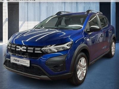 Brugt Dacia Sandero Essentiel 122 HK (89 kW) 2024 Blå Sedan