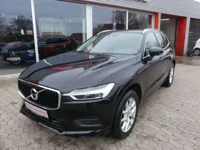 Usata Volvo XC60 Momentum 190 CV (139 kW) 2019 Nero SUV