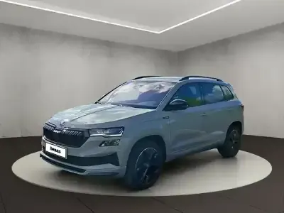 Gebraucht Skoda Karoq SportLine 150 PS (110 kW) 2025 Stahlgrau SUV