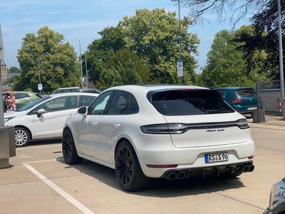 Porsche Macan Turbo
