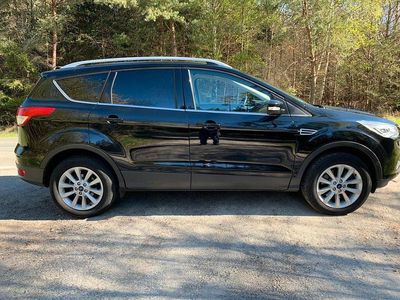 Używany Ford Kuga Titanium 179 KM (131 kW) 2016 Czarny SUV
