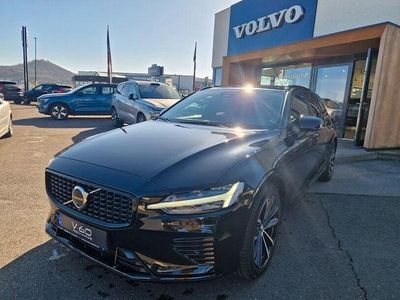 Gebraucht Volvo V60 Plus 253 PS (186 kW) 2022 Schwarz Kombi