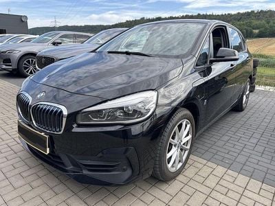 BMW 225