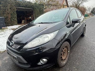 Gebraucht Ford Fiesta 71 PS (52 kW) 2012 Schwarz Kleinwagen