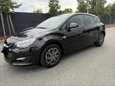 Gebraucht Opel Astra Enjoy 120 PS (88 kW) 2014 Schwarz Limousine